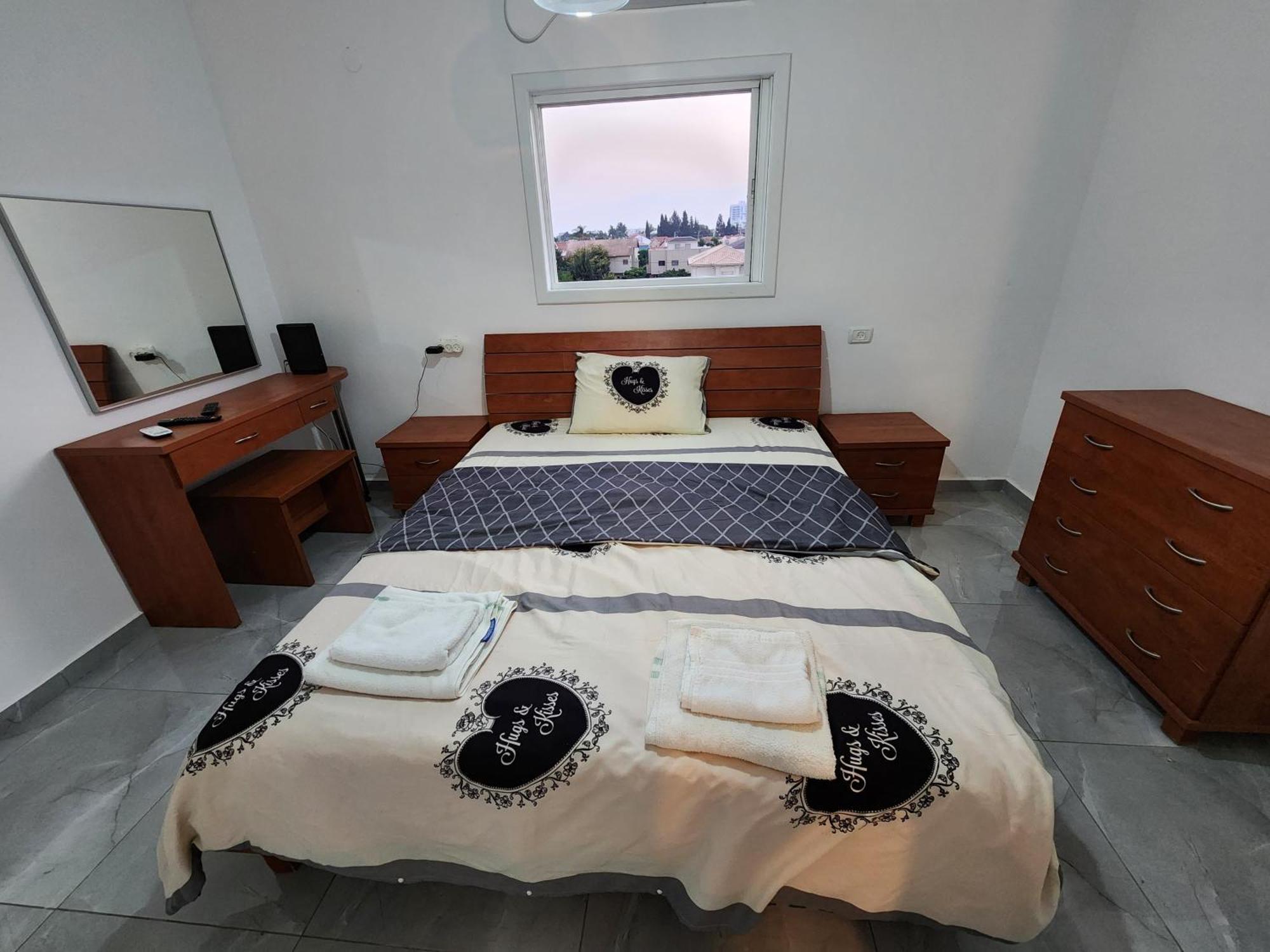 Short Term Stay In Rehovot Central Location Near Nes Ziona Rishon Lezion Jerusalem And Tel Aviv Exterior foto